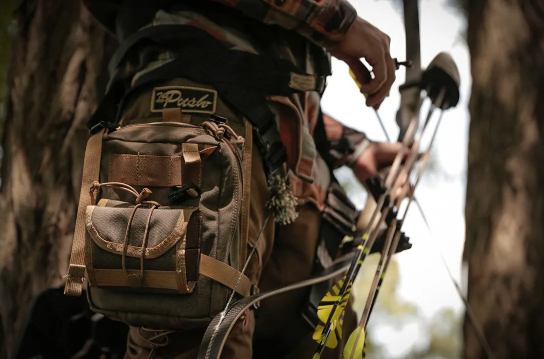 Hunting backpack with sales quiver